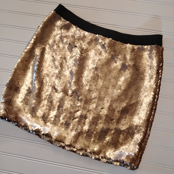NWT DKNYC sequin mini skirt! - Picture 1 of 6